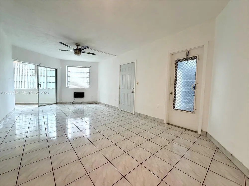 1701 NE Miami Gardens Dr #117 Miami, FL 33179