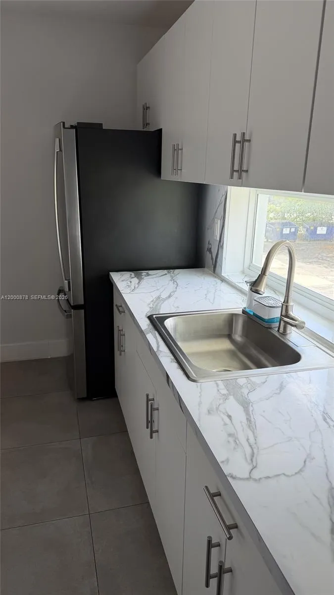 645 Palmetto Dr #12 Miami Springs, FL 33166