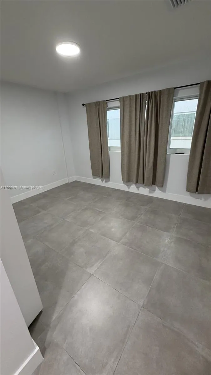 645 Palmetto Dr #12 Miami Springs, FL 33166