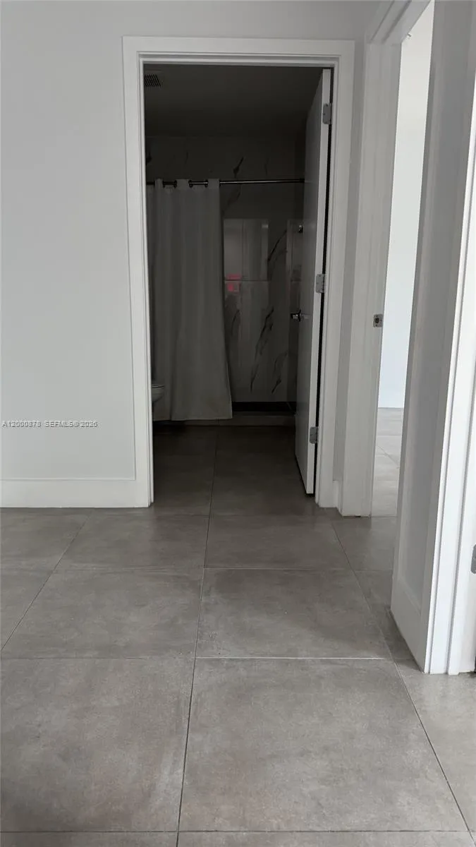 645 Palmetto Dr #12 Miami Springs, FL 33166