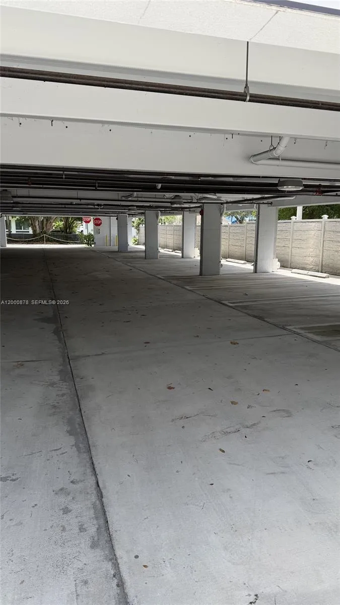 645 Palmetto Dr #12 Miami Springs, FL 33166