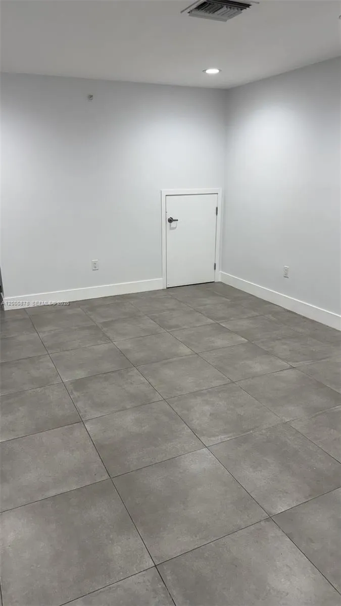645 Palmetto Dr #12 Miami Springs, FL 33166