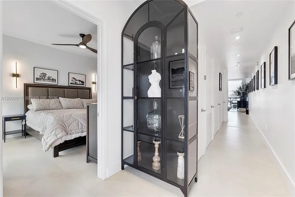 6000 Collins Ave #527 Miami Beach, FL 33140