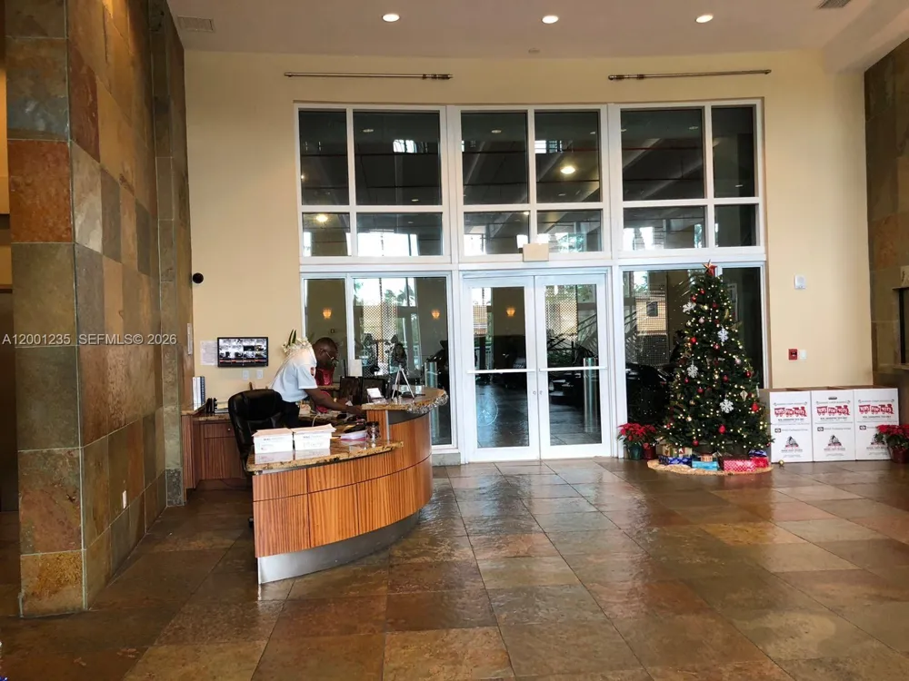 1755 E Hallandale Beach Blvd #2002E Hallandale Beach, FL 33009