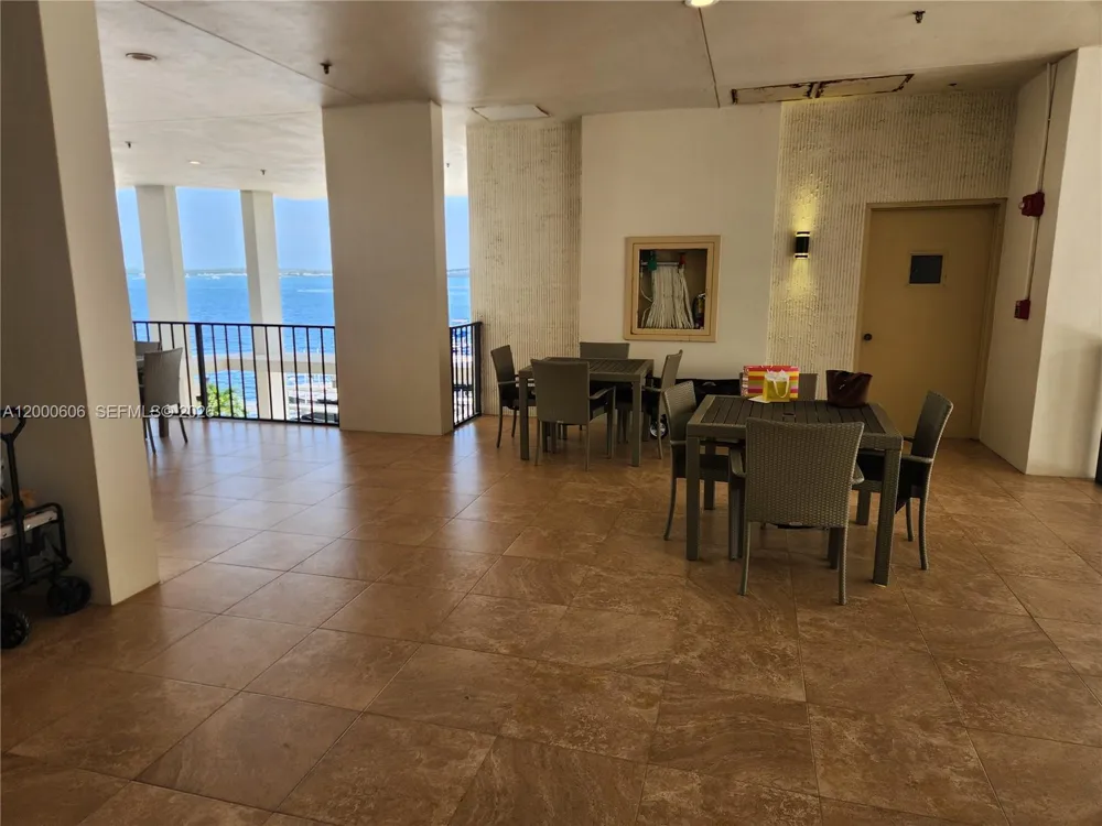 1865 Brickell Ave #A1207 Miami, FL 33129