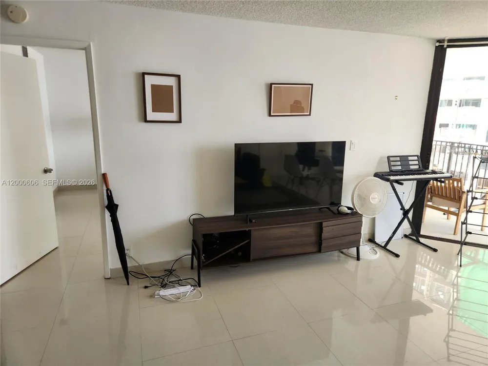 1865 Brickell Ave #A1207 Miami, FL 33129