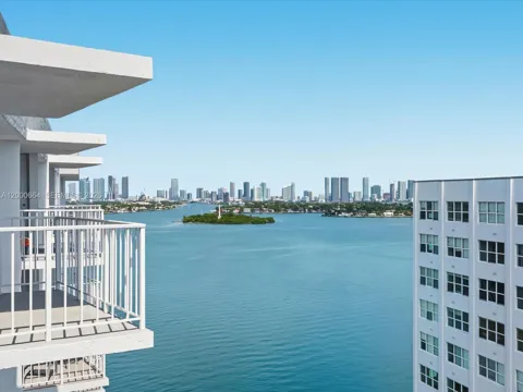 1228 West Ave #1506