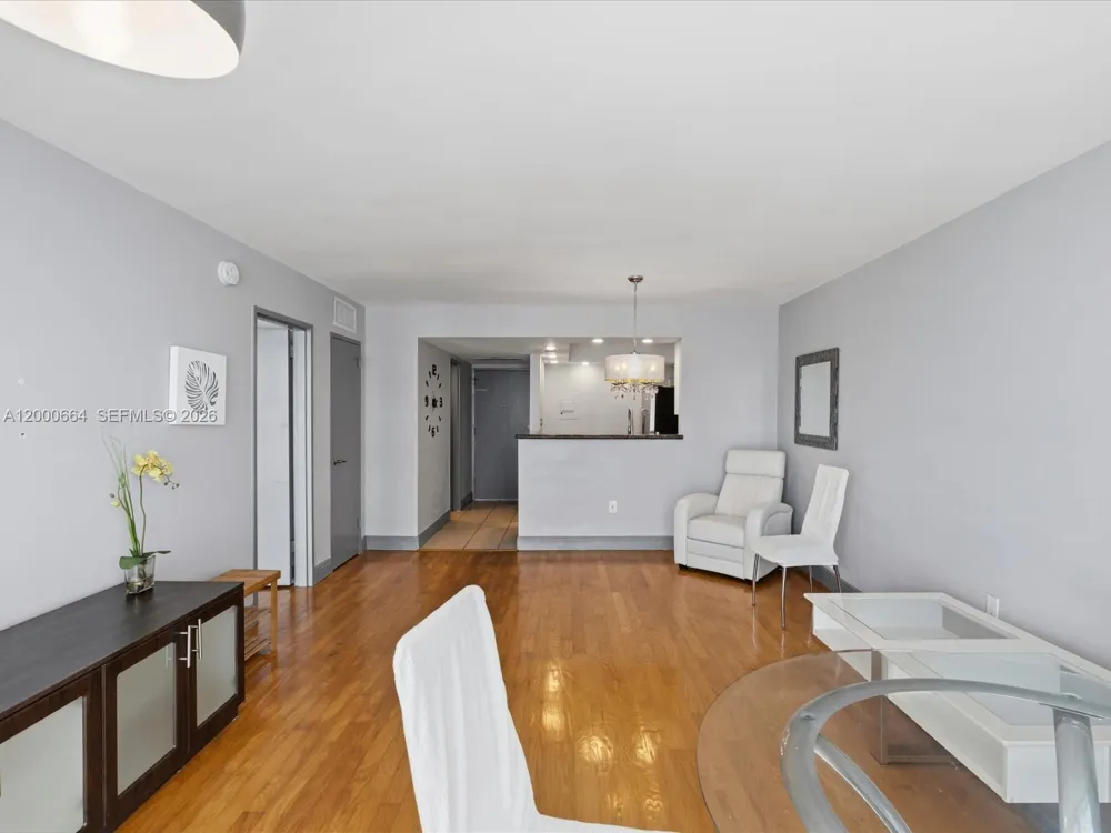 1228 West Ave #1506 Miami Beach, FL 33139