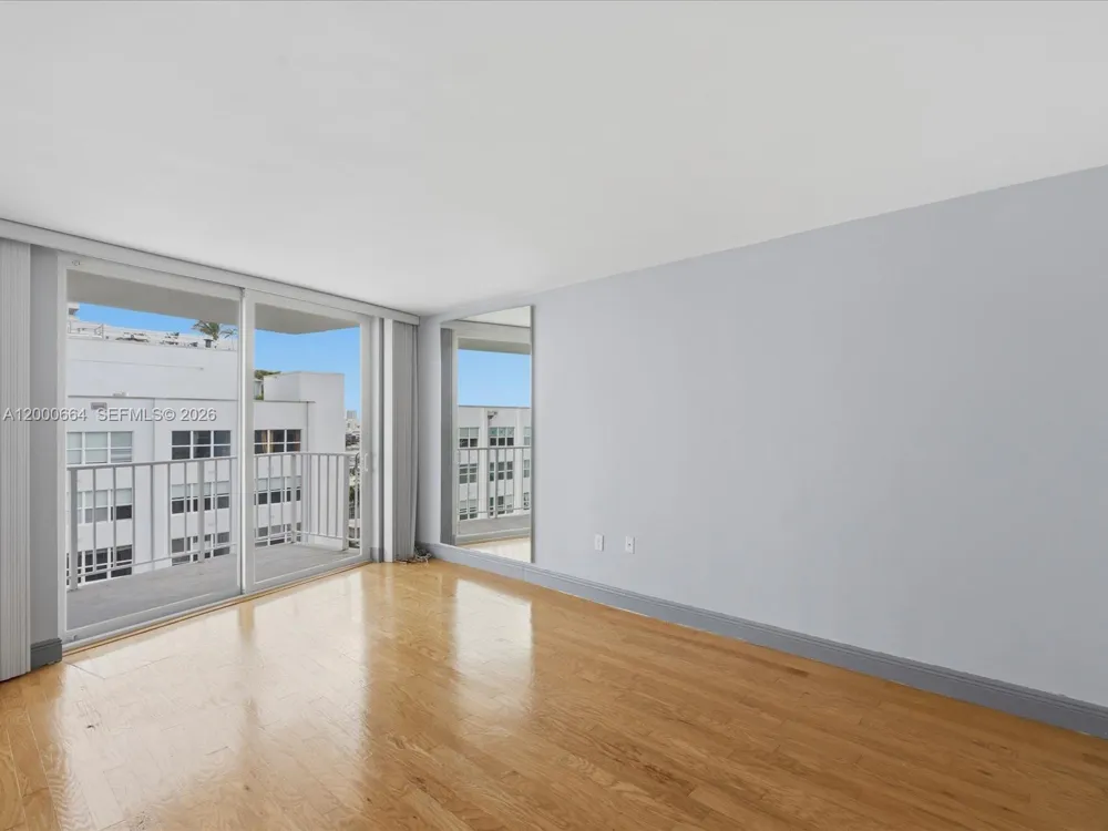 1228 West Ave #1506 Miami Beach, FL 33139