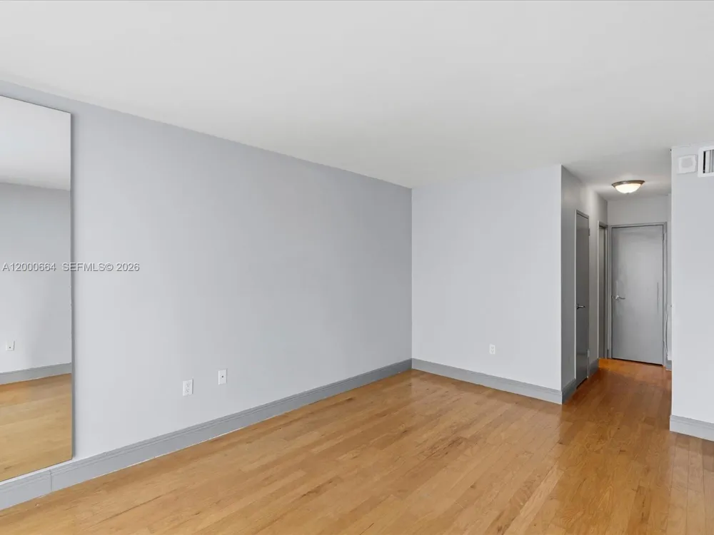 1228 West Ave #1506 Miami Beach, FL 33139
