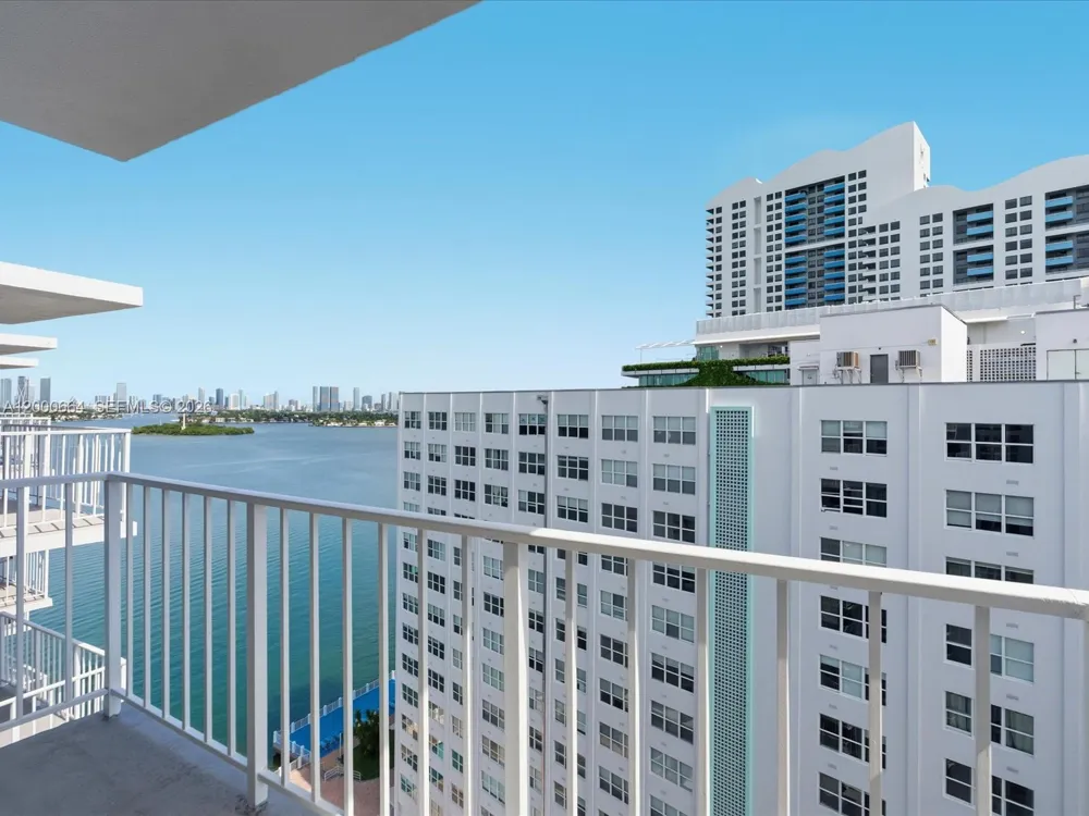 1228 West Ave #1506 Miami Beach, FL 33139