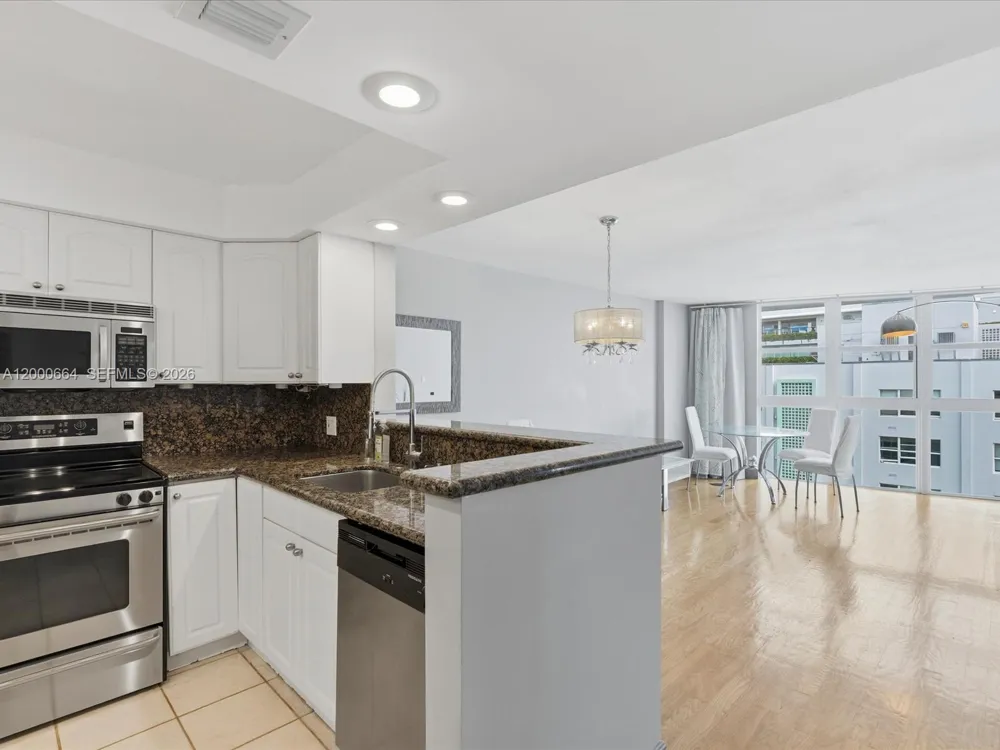 1228 West Ave #1506 Miami Beach, FL 33139