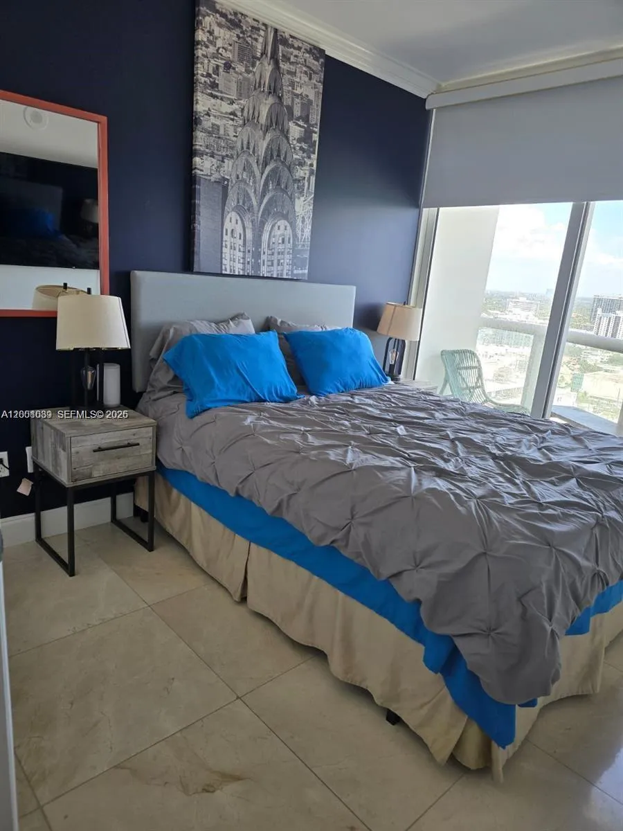6365 Collins Ave #2710 Miami Beach, FL 33141