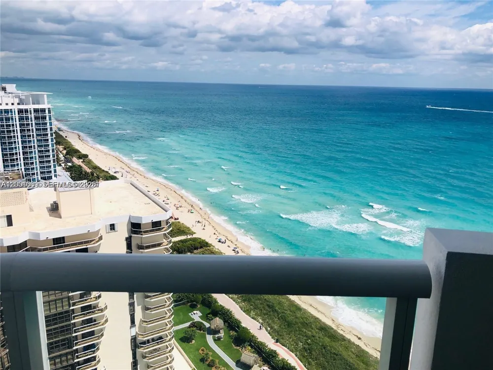 6365 Collins Ave #2710 Miami Beach, FL 33141