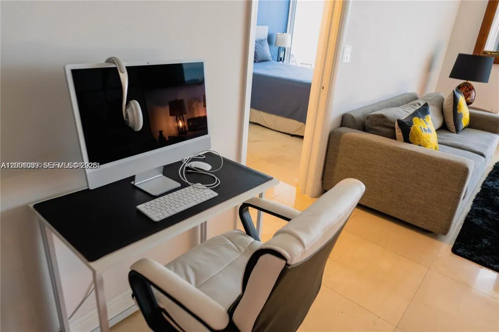 6365 Collins Ave #2710 Miami Beach, FL 33141