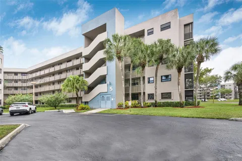 1001 Colony Point Cir #503