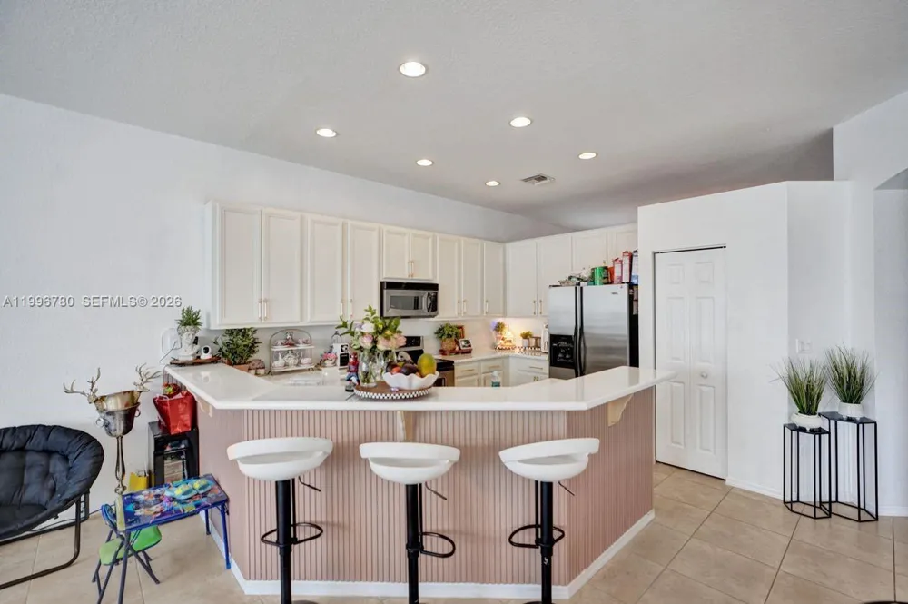 3982 W Whitewater Ave Weston, FL 33332