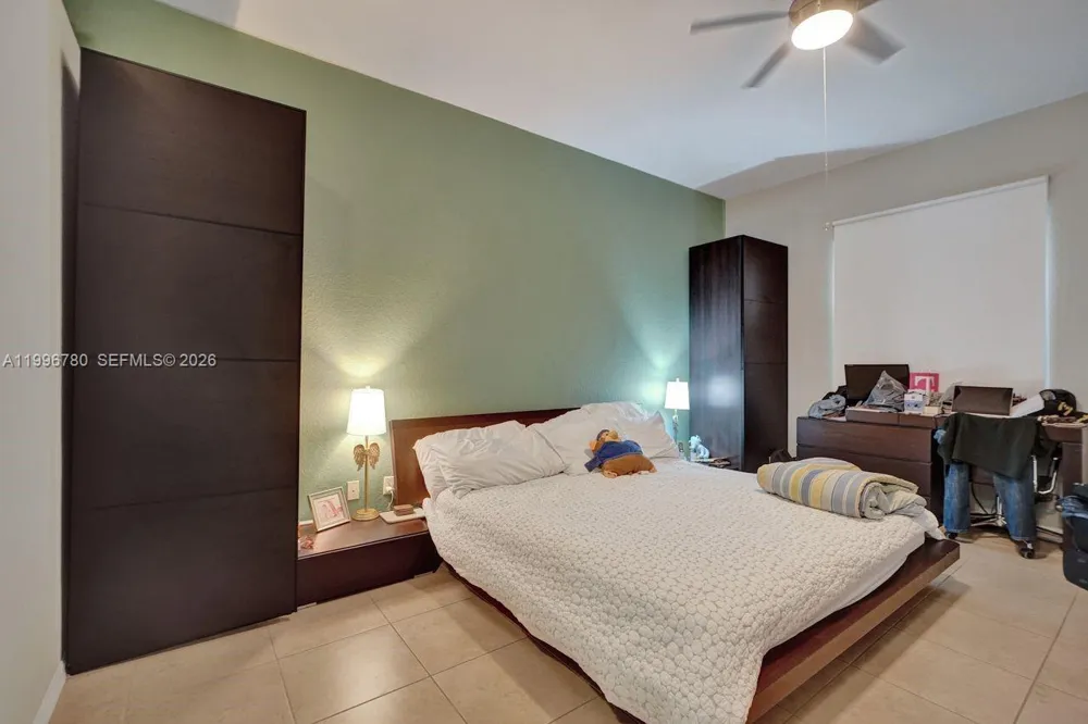 3982 W Whitewater Ave Weston, FL 33332