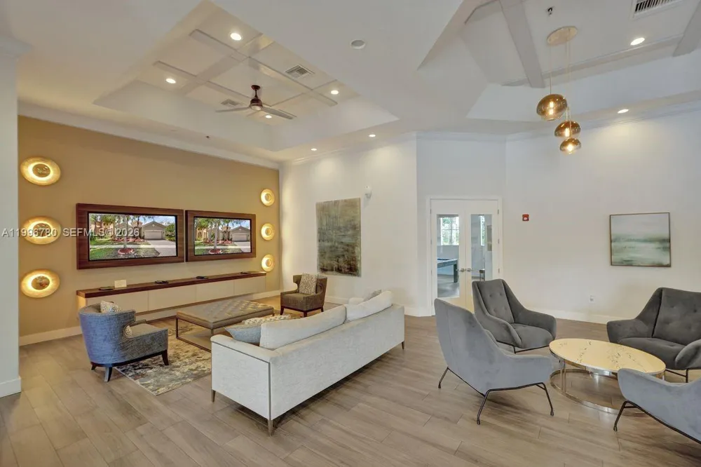 3982 W Whitewater Ave Weston, FL 33332