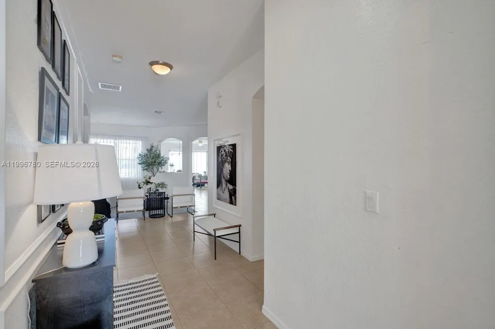 3982 W Whitewater Ave Weston, FL 33332
