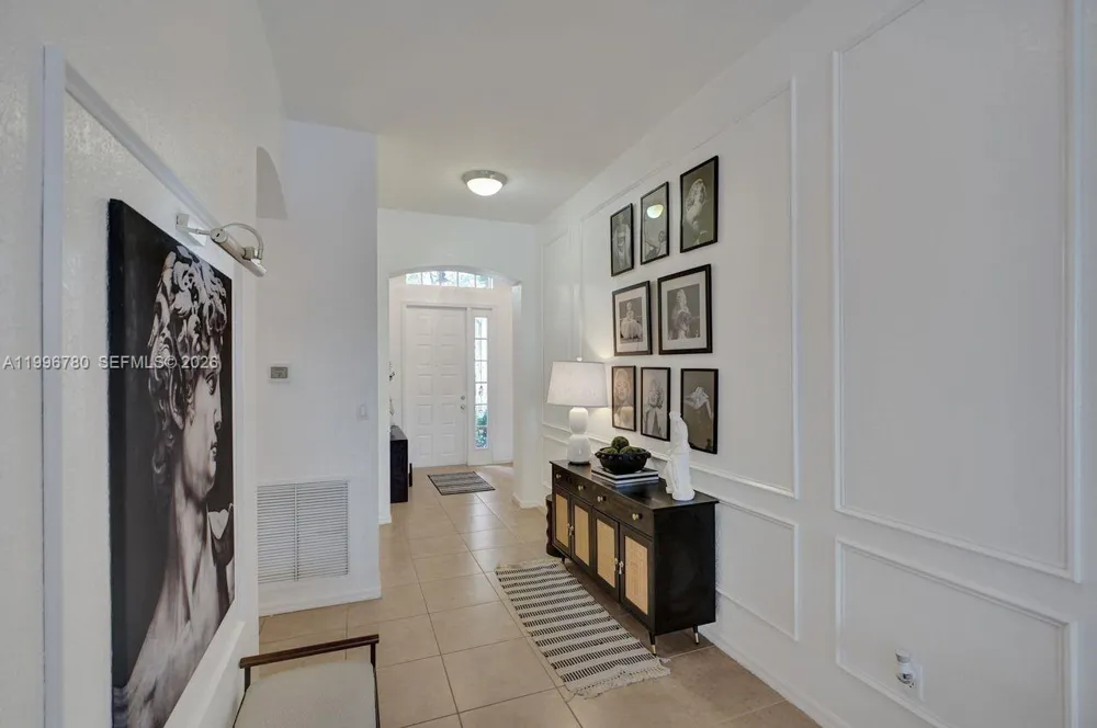 3982 W Whitewater Ave Weston, FL 33332