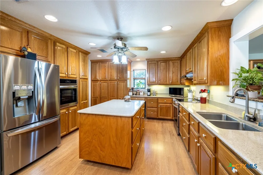 6589 State Highway 304 Harwood, TX 78632