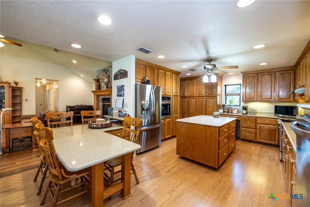 6589 State Highway 304 Harwood, TX 78632