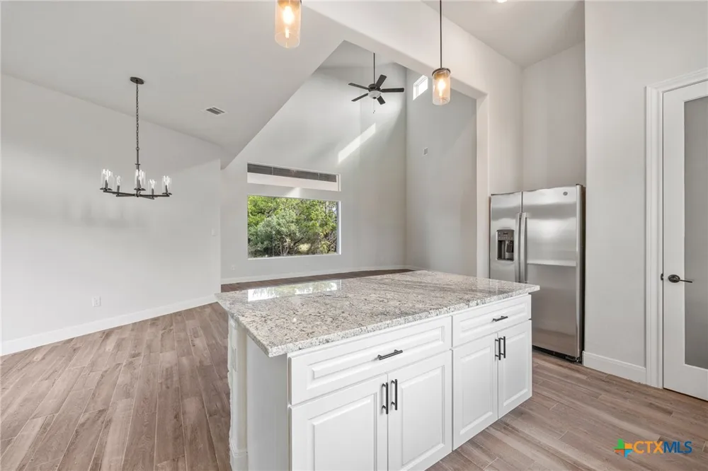 118 Cap Rock Horseshoe Bay, TX 78657