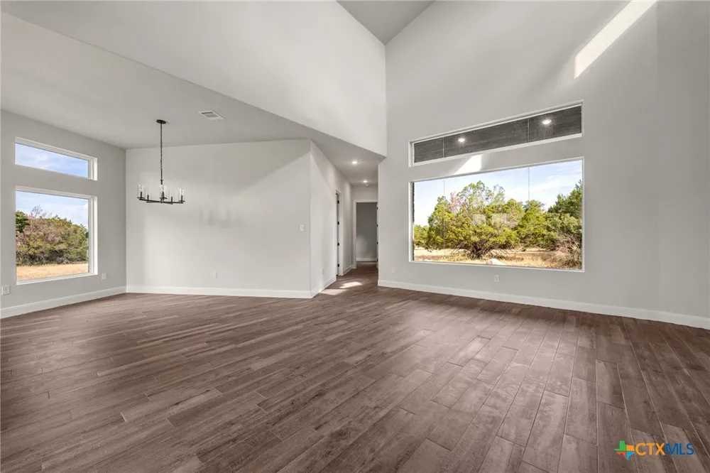 118 Cap Rock Horseshoe Bay, TX 78657