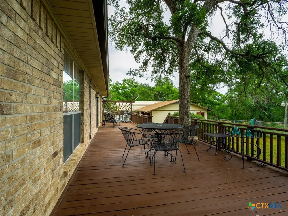 332 Panorama Buchanan Dam, TX 78609