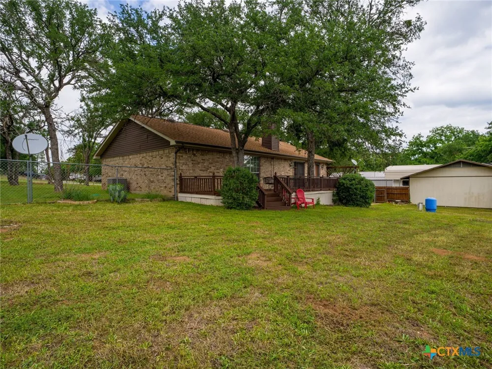 332 Panorama Buchanan Dam, TX 78609