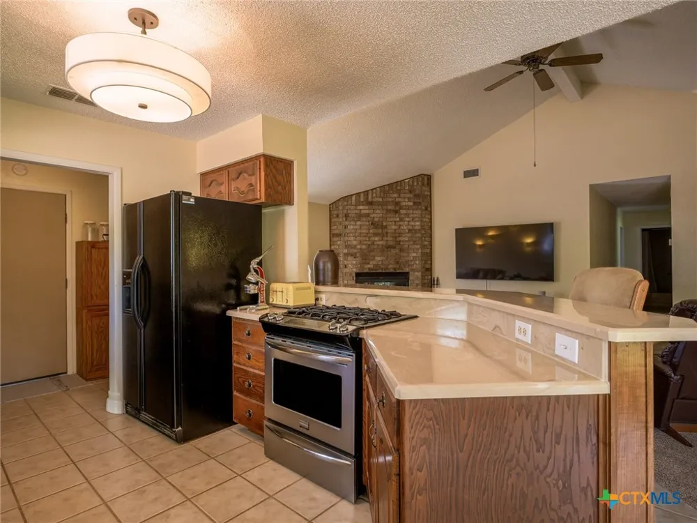 332 Panorama Buchanan Dam, TX 78609