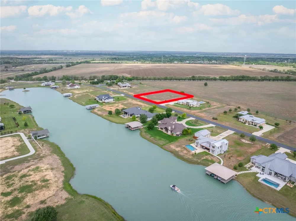114 River Ranch Circle Martindale, TX 78655