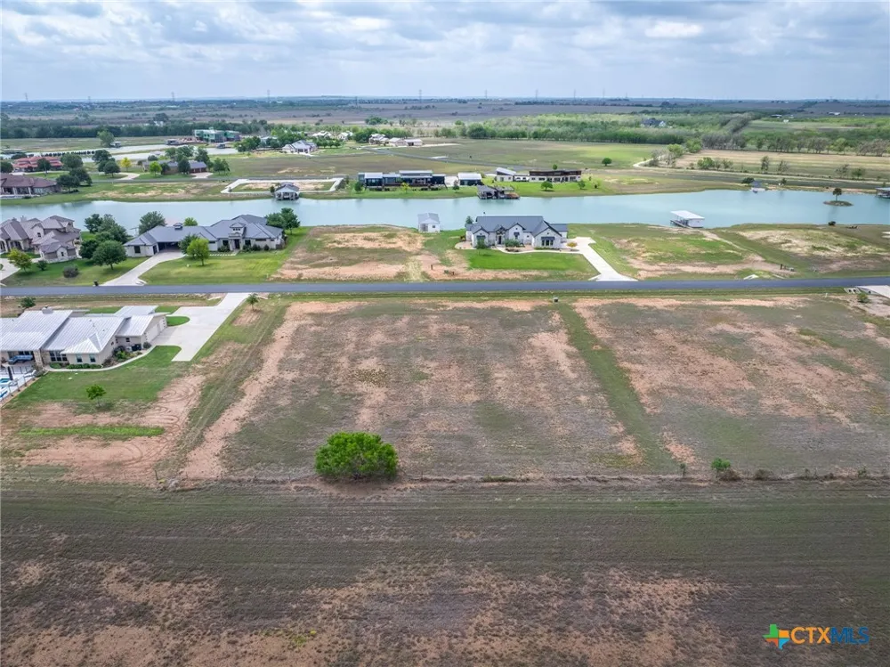 114 River Ranch Circle Martindale, TX 78655
