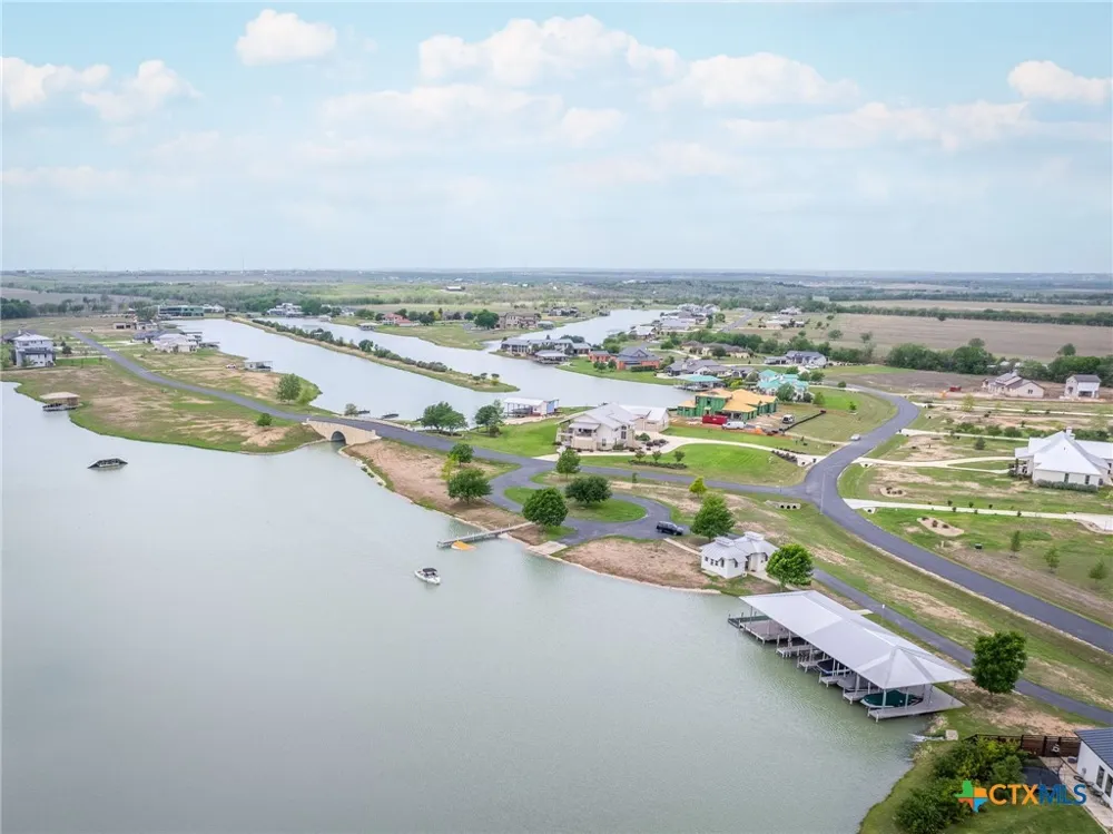 114 River Ranch Circle Martindale, TX 78655