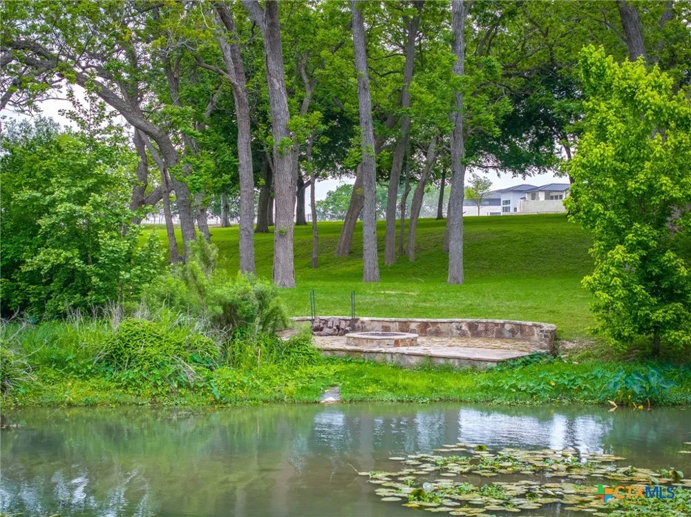 114 River Ranch Circle Martindale, TX 78655