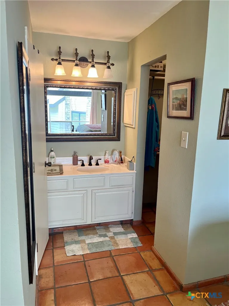 103 Island Drive #8 Horseshoe Bay, TX 78657