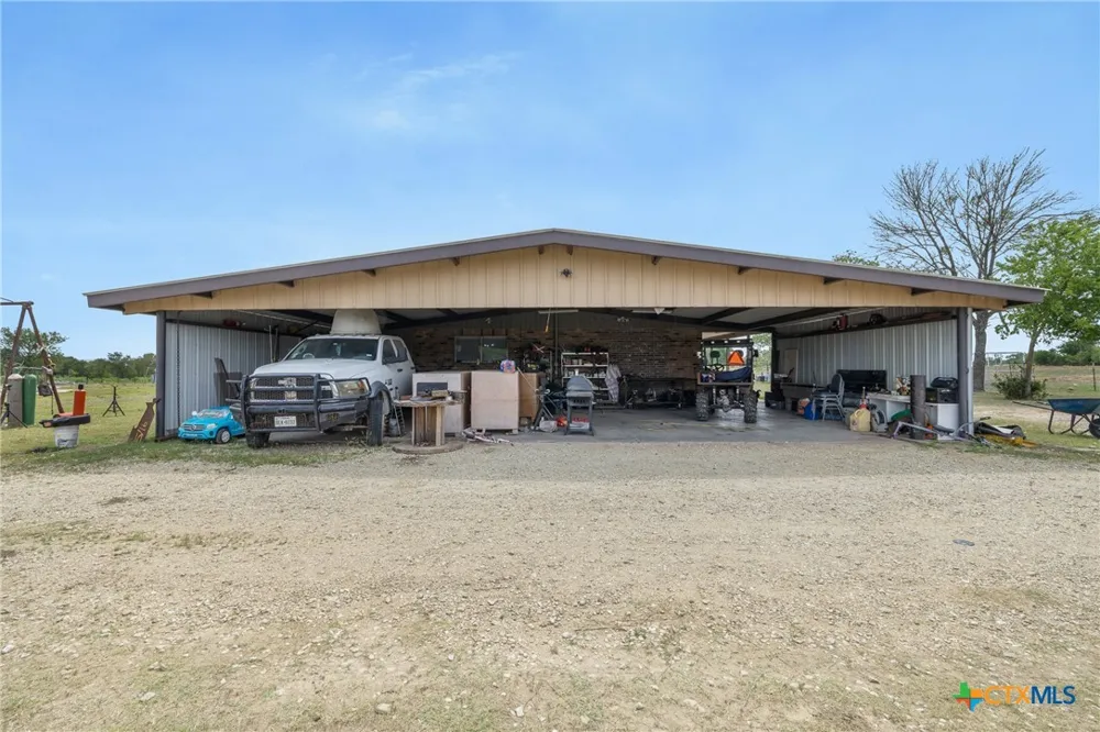 9765 State Park Road Lockhart, TX 78644