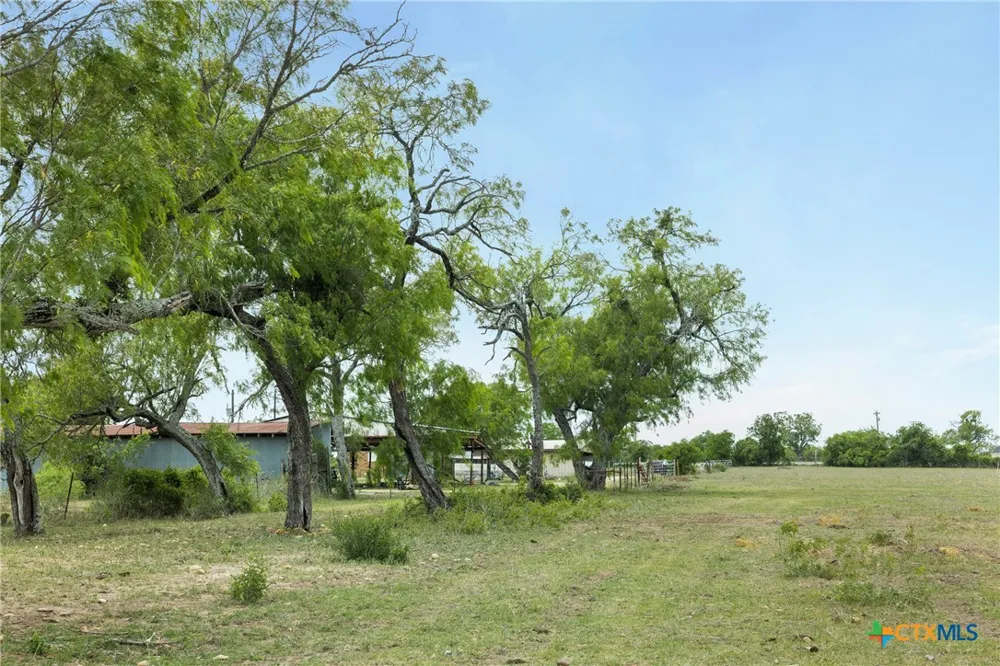 9765 State Park Road Lockhart, TX 78644
