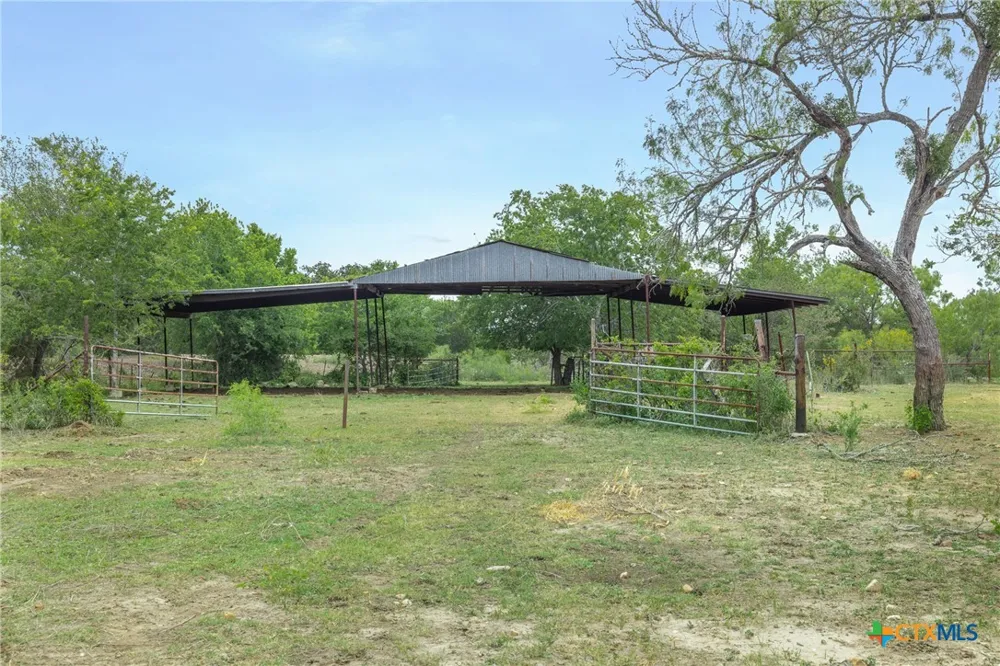 9765 State Park Road Lockhart, TX 78644