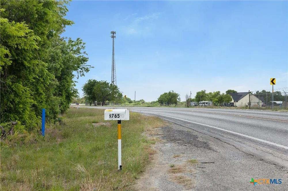 9765 State Park Road Lockhart, TX 78644