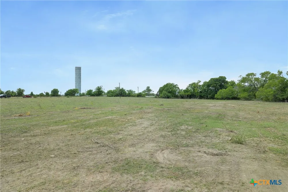 9765 State Park Road Lockhart, TX 78644