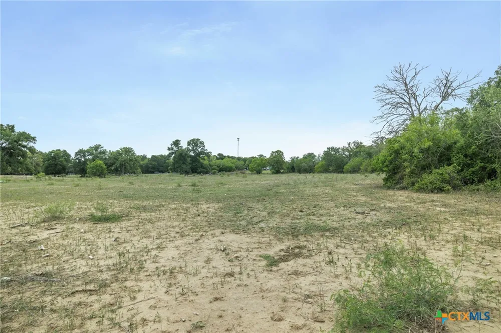 9765 State Park Road Lockhart, TX 78644