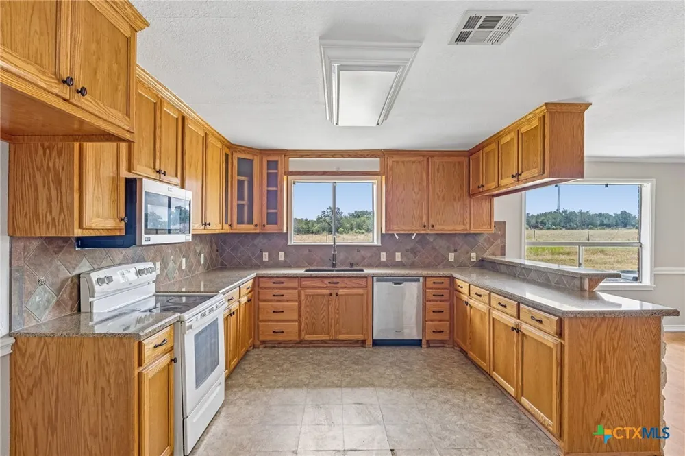 9765 State Park Road Lockhart, TX 78644