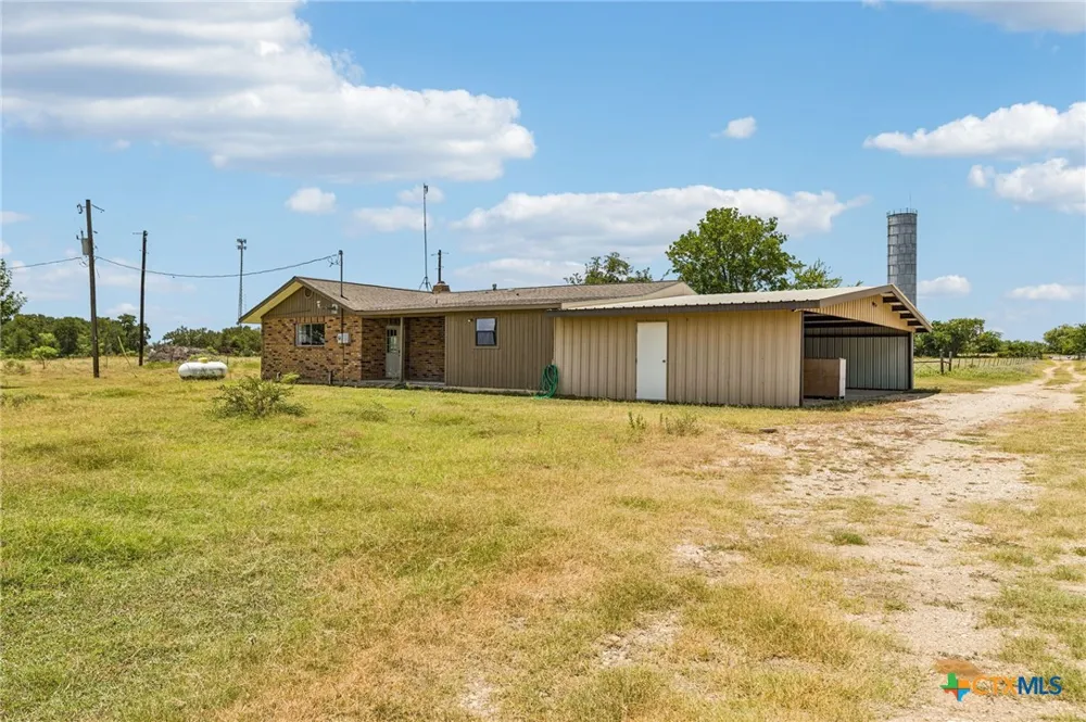 9765 State Park Road Lockhart, TX 78644