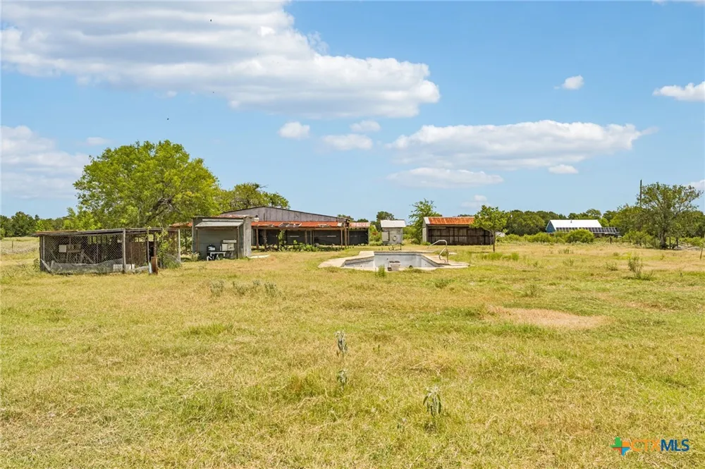 9765 State Park Road Lockhart, TX 78644
