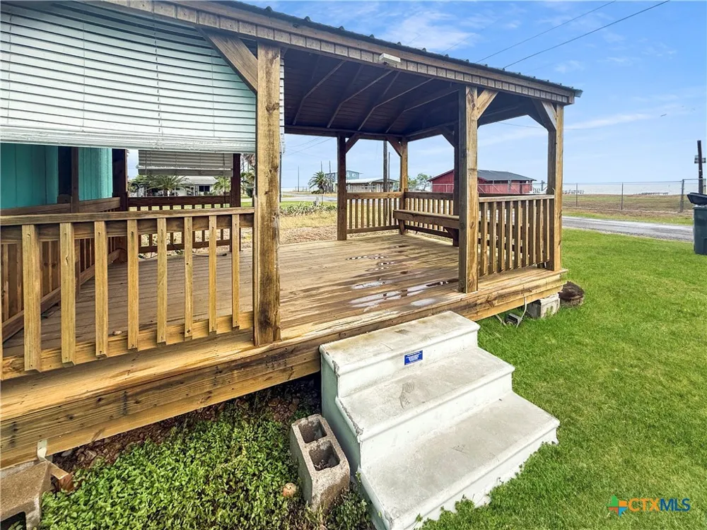 112 Vivian Stevens Street Port Lavaca, TX 77979