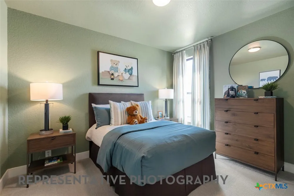 2585 High Ground San Antonio, TX 78245
