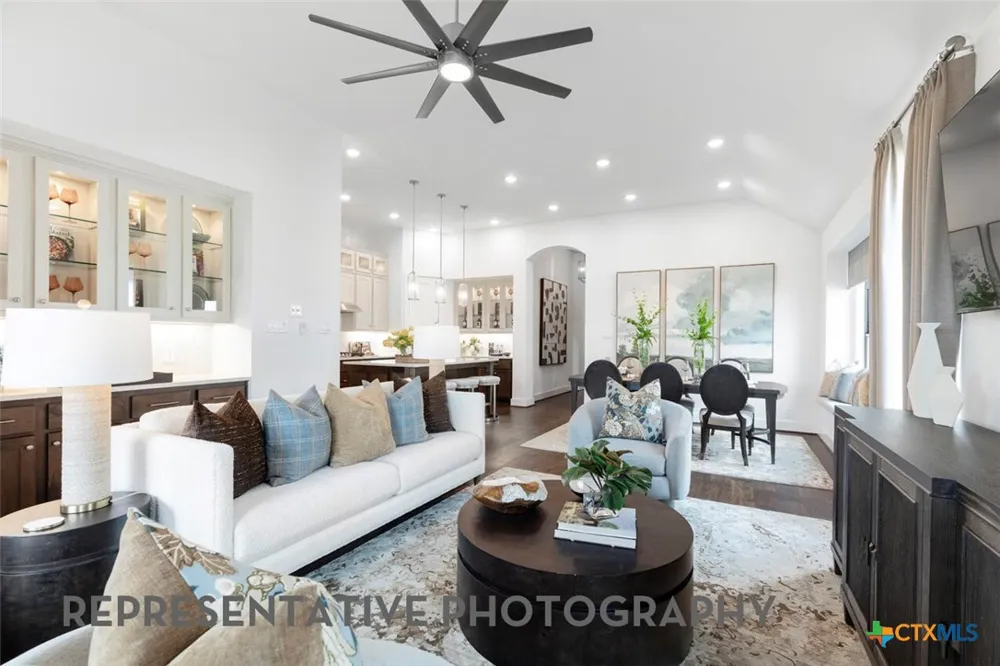 2585 High Ground San Antonio, TX 78245