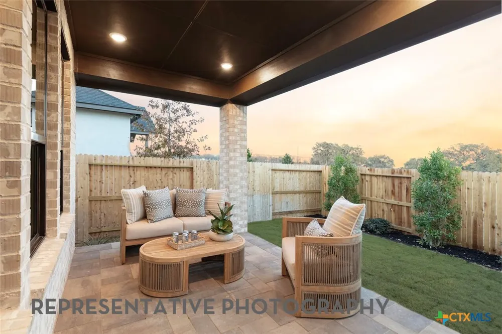2585 High Ground San Antonio, TX 78245
